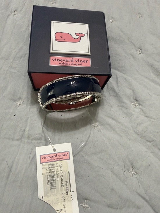 Vineyard Vines Jewelry - Vineyard Vines Navy Enamel and Silver Rope Bangle Bracelet-new with tags
